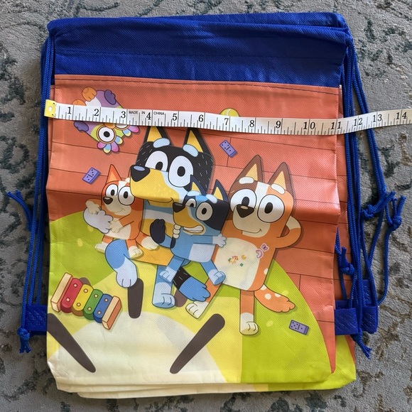 Bluey Kids Drawstring Backpack - Picture 3 of 3